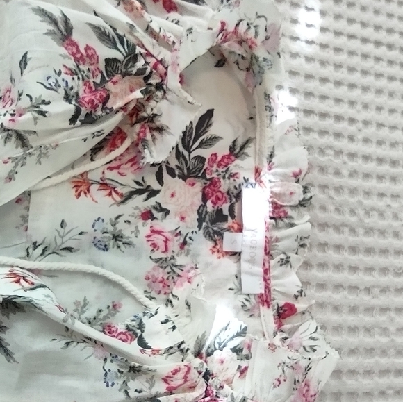 *NEW! OLIVIACEOUS LONG SLEEVE FLORAL TIERED RUFFLED BOHEMIAN TOP SIZE SMALL - Picture 4 of 9